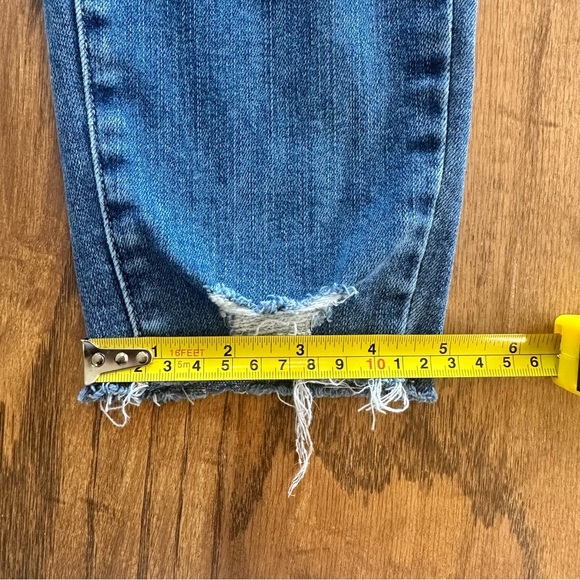 Women's Paige Denim Verdugo Ankle Medium Wash Raw Hem Size 28 Distressed Comfy - Picture 11 of 15
